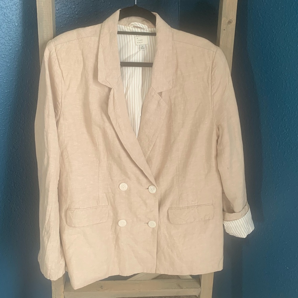 A New Day Size 18 Tan Linen Blazer
